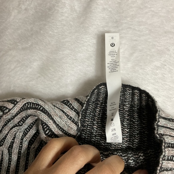 Lululemon Sweater Womens 0 Cotton Cashmere Blend Mock Neck Sweater gray Relaxed - Picture 10 of 15